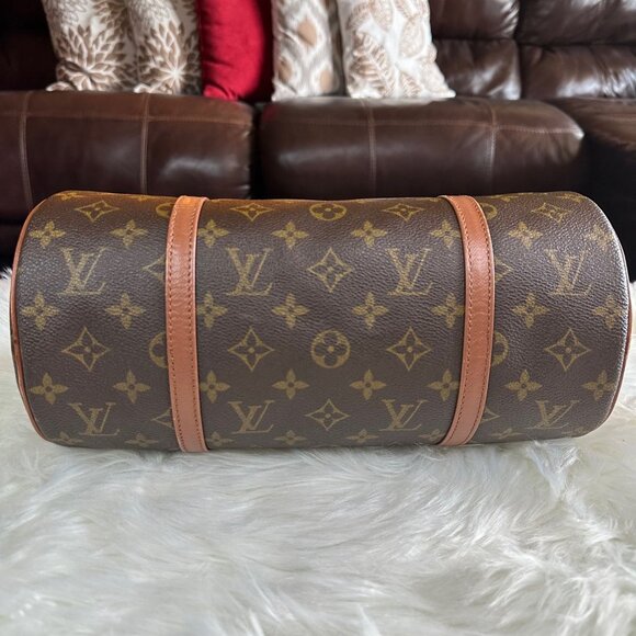 Authentic Louis Vuitton Monogram Papillon 30 Handbag - Picture 9 of 12